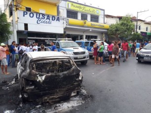 Bandidos explodem duas agência bancárias na região norte da Bahia 1